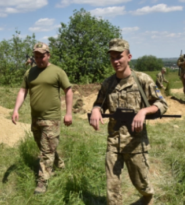 До Дня Героїв крутяни організували теренову гру