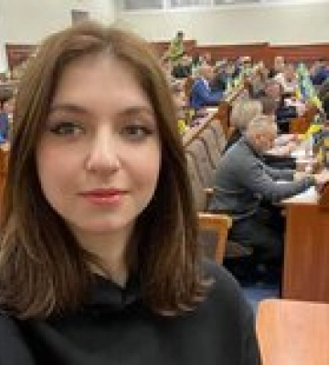 Депутатка Киевсовета подозревается в совершении ДТП под наркотиками. Она отрицает