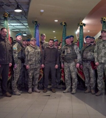 Привітав морпіхів та роздав нагороди: Зеленський розповів про свою поїздку на передову