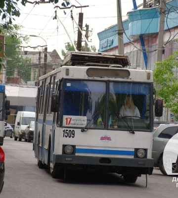 Як у Дніпрі працює транспорт 24 травня. Де дізнатись схему руху