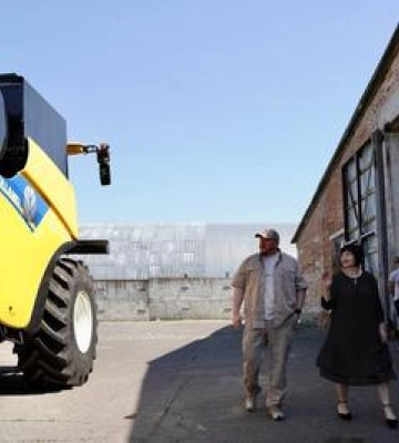 Освітній заклад на Полтавщині отримав комбайн за програмою ЄС