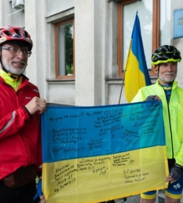 Всеукраїнський ветеранський велопробіг із Ужгорода до Дармштадта стартував зранку із площі Поштової (ФОТО)