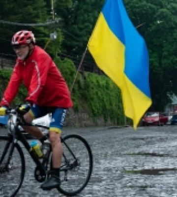 Всеукраїнський ветеранський велопробіг із Ужгорода до Дармштадта стартував зранку із площі Поштової (ФОТО)