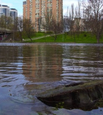 Водопілля у Києві: рівень води у річці Дніпро знижується