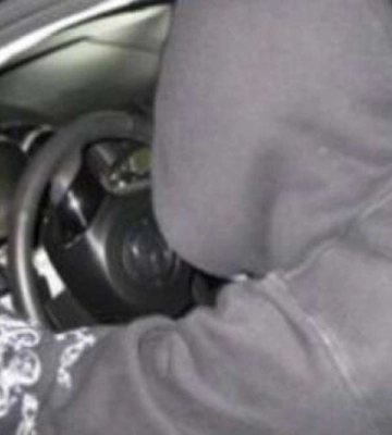 У волинському лісі п&#039;яний чоловік викрав авто