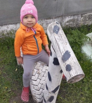 На Харьковщине разыскивают 3-летнюю Виолетту: фото и приметы ребенка