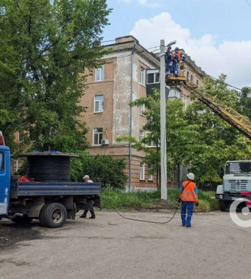 По просьбе жителей Клинчика в Днепре выполняют комплексные работы по освещению