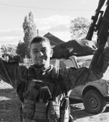 Просять гідно зустріти: на Волині попрощаються із 29-річним Героєм Анатолієм Савчуком