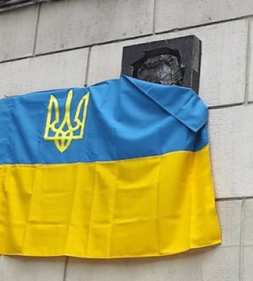 У Харкові з’являться меморіальні дошки загиблим випускникам, лікарю та ректору