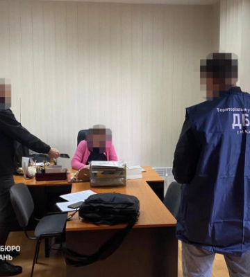 Суд в Черкасах арештував мільйонні активи росіянина, який забезпечує продуктами та медичними виробами силовиків рф