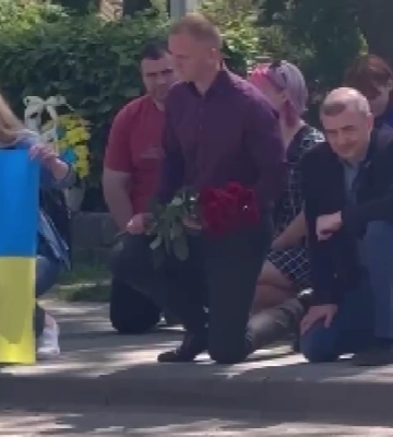 Просять гідно зустріти: на Волині попрощаються із 29-річним Героєм Анатолієм Савчуком