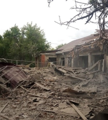Россияне сбросили авиабомбу на детсад в Сумской области