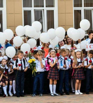 Коли у Дніпрі закінчення навчального року, останній дзвоник та вручення атестатів: дати та умови проведення