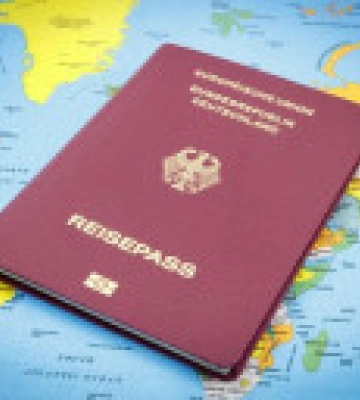 Получить паспорт Германии будет проще: Кабмин страны опубликовал проект закона о новых правилах приобретения гражданства