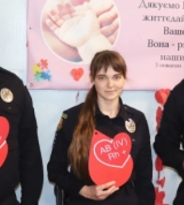 Рівненські поліцейські здали  кров заради порятунку інших