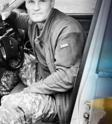 До останнього подиху залишався вірний присязі. В районі Часового Яру загинув гранатометник з Дніпропетровщини