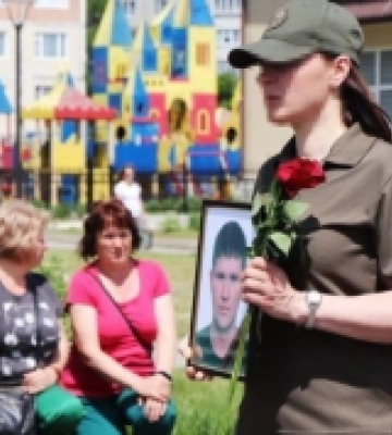 У Вараші попрощалися із загиблим захисником з Вараша Олександром Мирончуком ФОТО