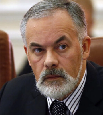 Підозрюваний у держзраді Табачник має будівельний бізнес в окупованому Криму, - ЗМІ