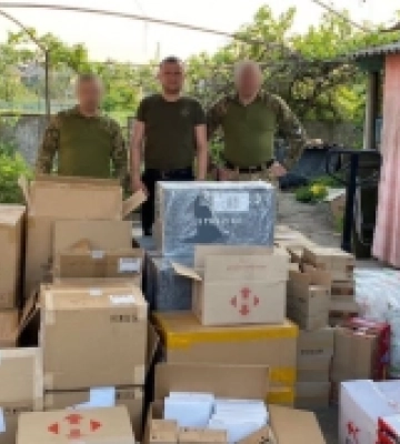 Нововолинська громада відправила партію обладнання для військових на Схід