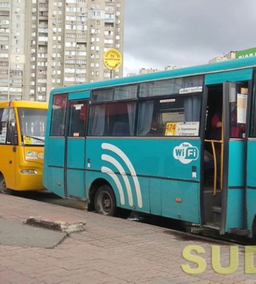 В Киеве тестируют систему бесконтактной оплаты проезда в маршрутках