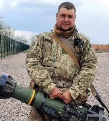 Пам’яті солдата штурмової бригади Сухопутних військ Олександра Станкова (позивний «Перун»)