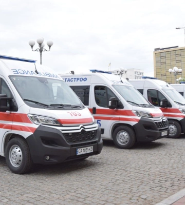 Черкаські бригади екстренки отримали сім нових автівок (ФОТО)