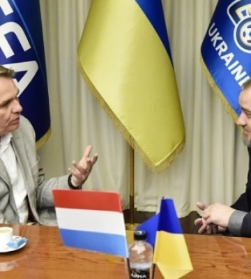 Очільник УАФ зустрівся у Будинку футболу з послом Нідерландів в Україні
