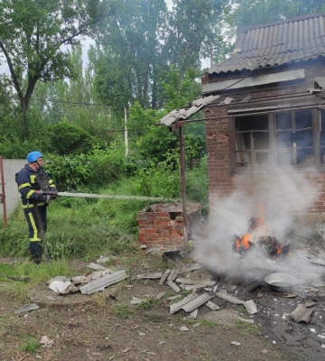 У Донецькій області рятувальники ліквідували 4 пожежі, 2 з яких виникли внаслідок ворожих обстрілів
