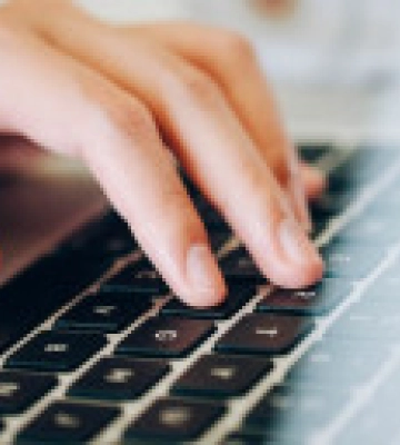 Железняк обурився, що користувачі PornHub в Україні отримують задоволення без фіскального чека