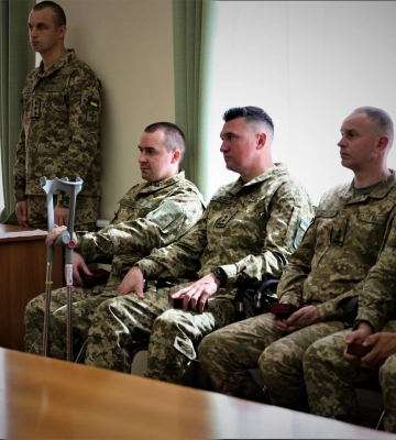 Волинський прикордонник, який пройшов «Азовсталь» і полон, отримав нагороду від Президента 