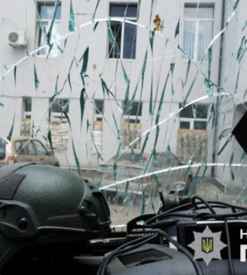 На Донеччині ворог прицільно обстріляв автомобіль «Білих янголів»