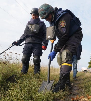 На Харківщині триває перша черга розмінування – ліній електропередач та інших об’єктів критичної інфраструктури