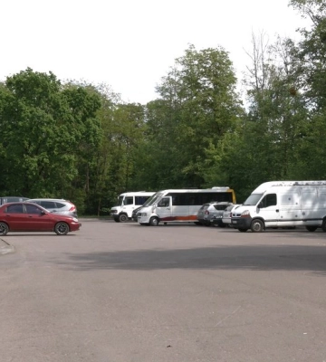 У Рівному за ініціативи секретаря Шакирзяна облаштують автостоянку поблизу зоопарку