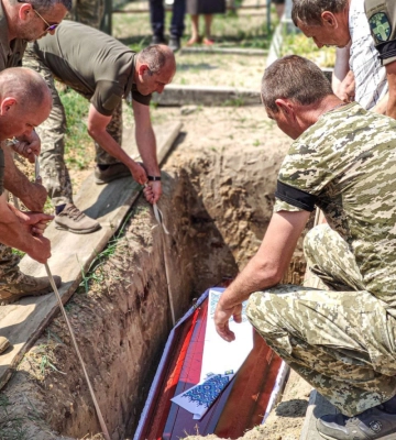 Помер від отриманих поранень: на Волині попрощаються із Героєм Сергієм Занюком