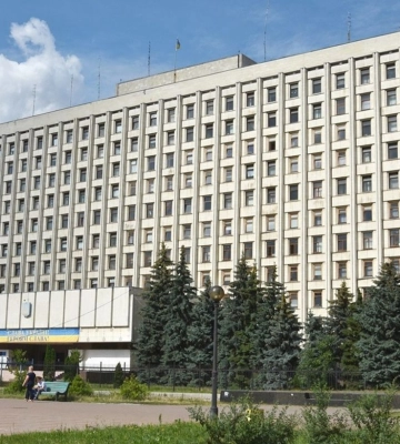 Київська облрада провела власне розслідування щодо закупівлі медобладнання для онкодиспансера