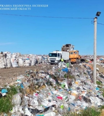 У Брищі облаштовують новий котлован для захоронення відходів 