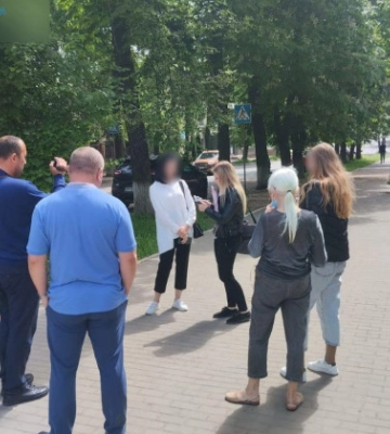 Обещала «не докучать» «проверками»: в Сумской области госинспекторка требовала у предпринимателя ежемесячную дань