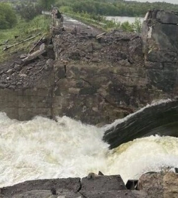 Війська РФ зруйнували греблю водосховища на Донеччині, можливе підтоплення селищ – ОВА