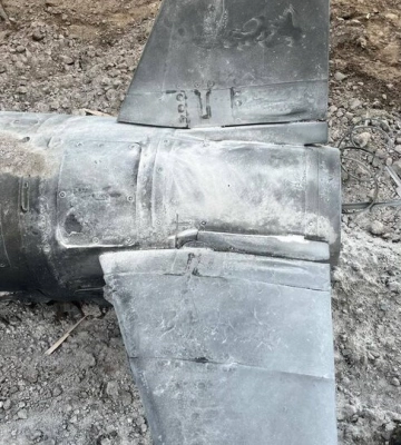 В Киеве обломки воздушной цели упали на крышу торгово-развлекательного центра – КГВА