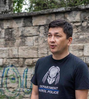 «Укріплення та ремонти прямо під обстрілами», — Кім розповів, як відбудовується Очаків
