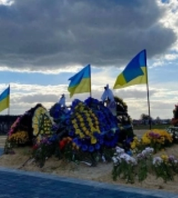 У Сарнах облаштують другу лінію Алеї Героїв