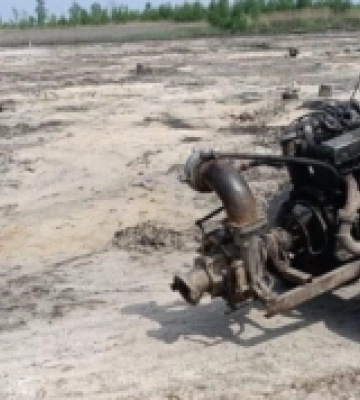 На Поліссі фотопастки допомагають ловити бурштинокопачів