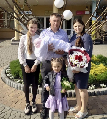 34-річна волинянка, якій ставили діагноз безпліддя, народила одинадцяту дитину: «Сім’я – це найбільше щастя»