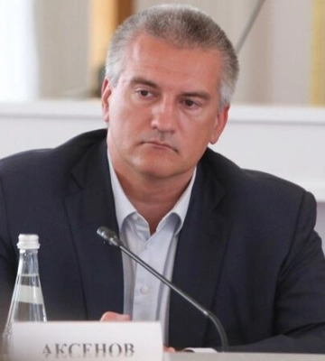 Аксьонов стурбований спроможністю російської армії “захистити” Крим – британська розвідка
