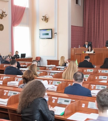 Сесія Кропивницької міськради не підтримала проект рішення щодо організації відряджень депутатів за кордон