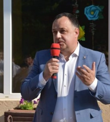 Голова облради привітав випускників першого на Закарпатті Наукового ліцею із завершенням навчального року