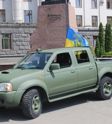 У Луцьку можна розписати автівку для бійців 57-ї ОМБр 