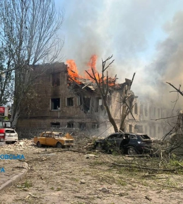 Ракетний удар по Дніпру: 4 особи вважаються зниклими безвісти
