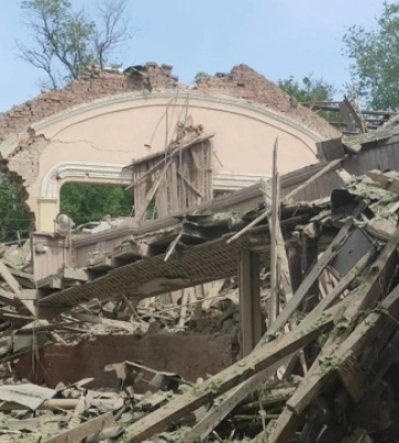 Окупанти скинули авіабомбу на селище Нью-Йорк: пошкоджено кілька будівель (ФОТО)