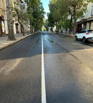 В центрі Одеси поновили дорожню розмітку